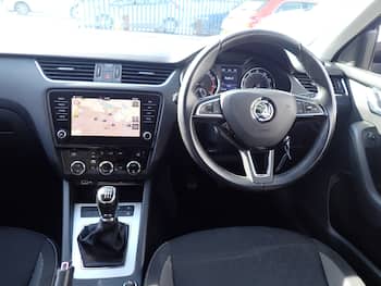 Used Skoda Octavia 2019 for sale - 79620042: Photo