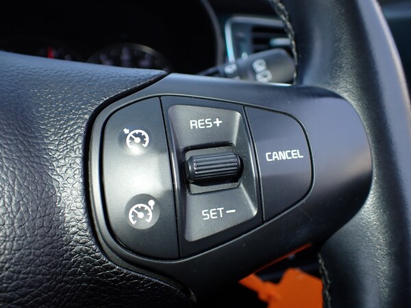 Used Kia Carens 2015 for sale - 74938959: Photo 23