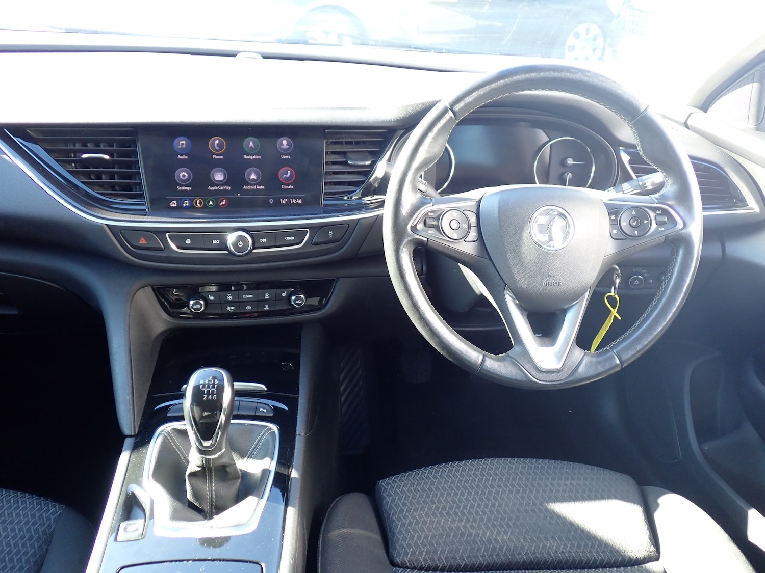 Used Vauxhall Insignia 2022 for sale - 77919100: Photo 2