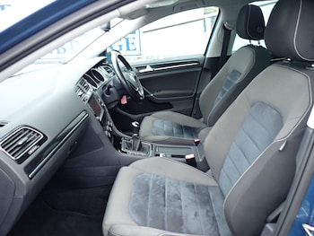 Used Volkswagen Golf 2014 for sale - 77118108: Photo