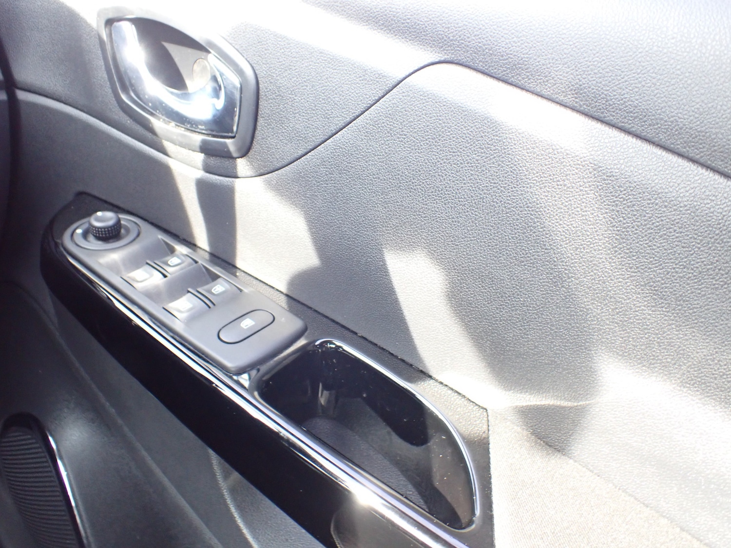 Used Renault Captur 2017 for sale - 78039447: Photo 19