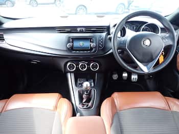 Used Alfa Romeo Giulietta 2015 for sale - 79620039: Photo