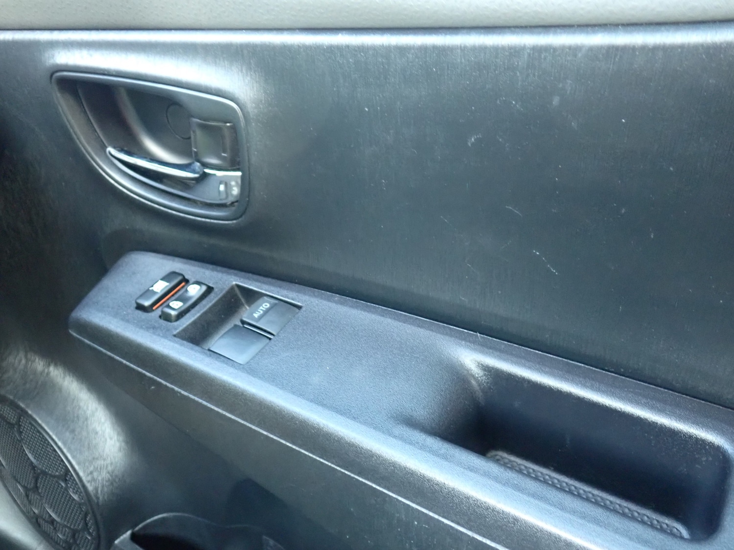 Used Toyota Yaris 2013 for sale - 75974927: Photo 16