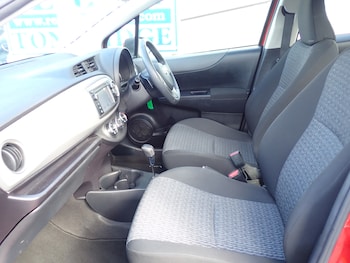 Used Toyota Yaris 2013 for sale - 75974927: Photo