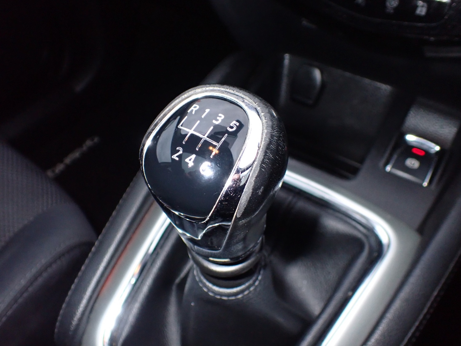 Used Nissan Qashqai 2016 for sale - 76693556: Photo 15