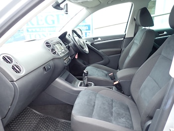 Used Volkswagen Tiguan 2015 for sale - 77301628: Photo