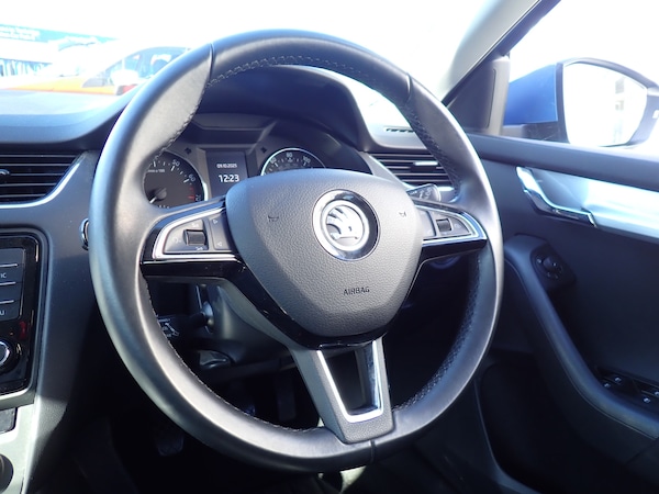 Used Skoda Octavia 2015 for sale - 76219729: Photo 11
