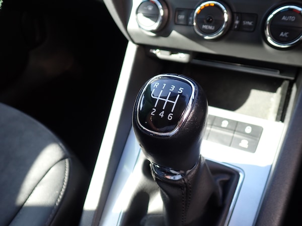 Used Skoda Octavia 2015 for sale - 76219729: Photo 13