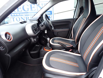 Used Renault Twingo 2018 for sale - 76604320: Photo