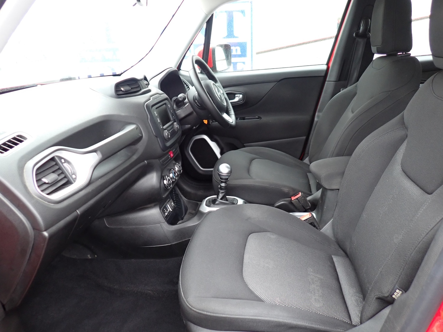 Used Jeep Renegade 2016 for sale - 76535005: Photo 3