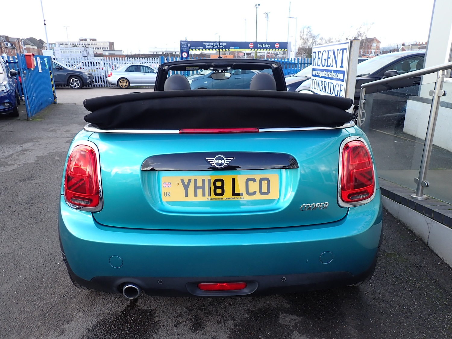 Used MINI Convertible 2018 for sale - 77301631: Photo 10