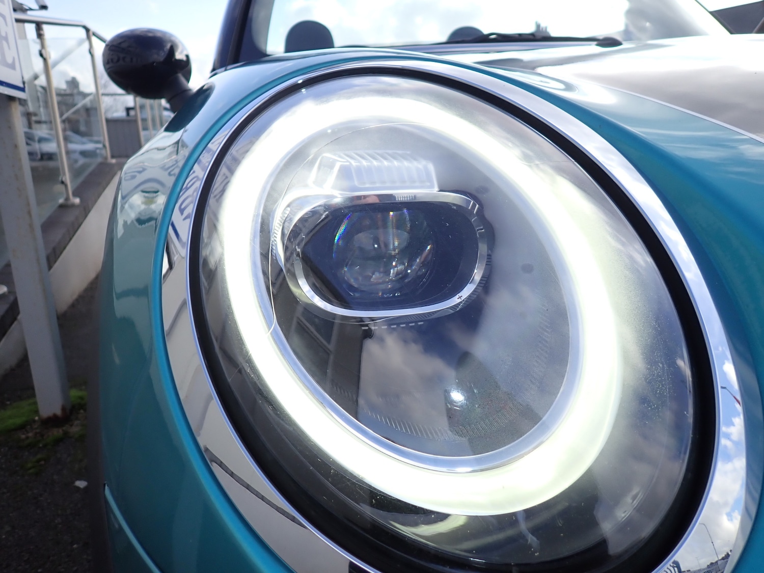 Used MINI Convertible 2018 for sale - 77301631: Photo 30