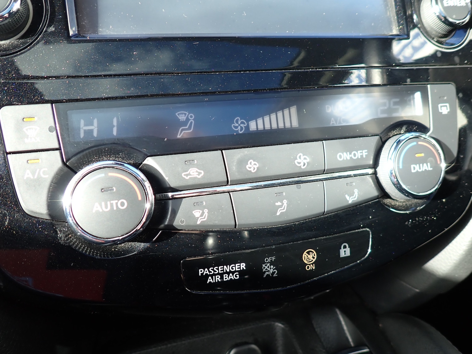 Used Nissan Qashqai 2019 for sale - 77200822: Photo 25