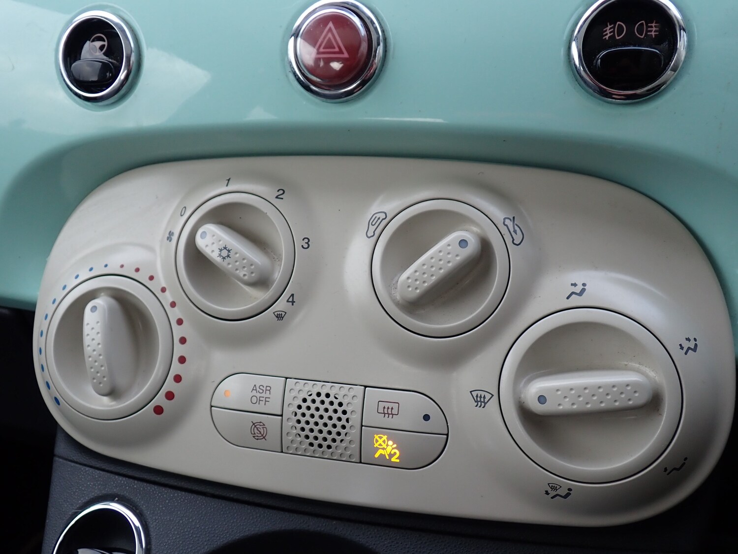 Used Fiat 500 2016 for sale - 76847934: Photo 14