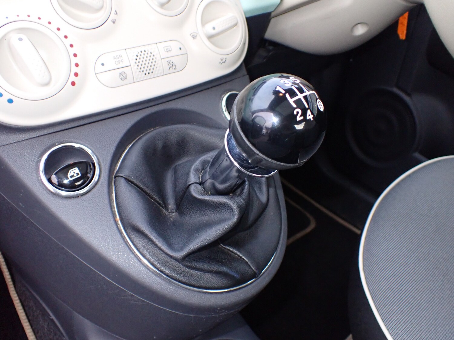 Used Fiat 500 2016 for sale - 76847934: Photo 17