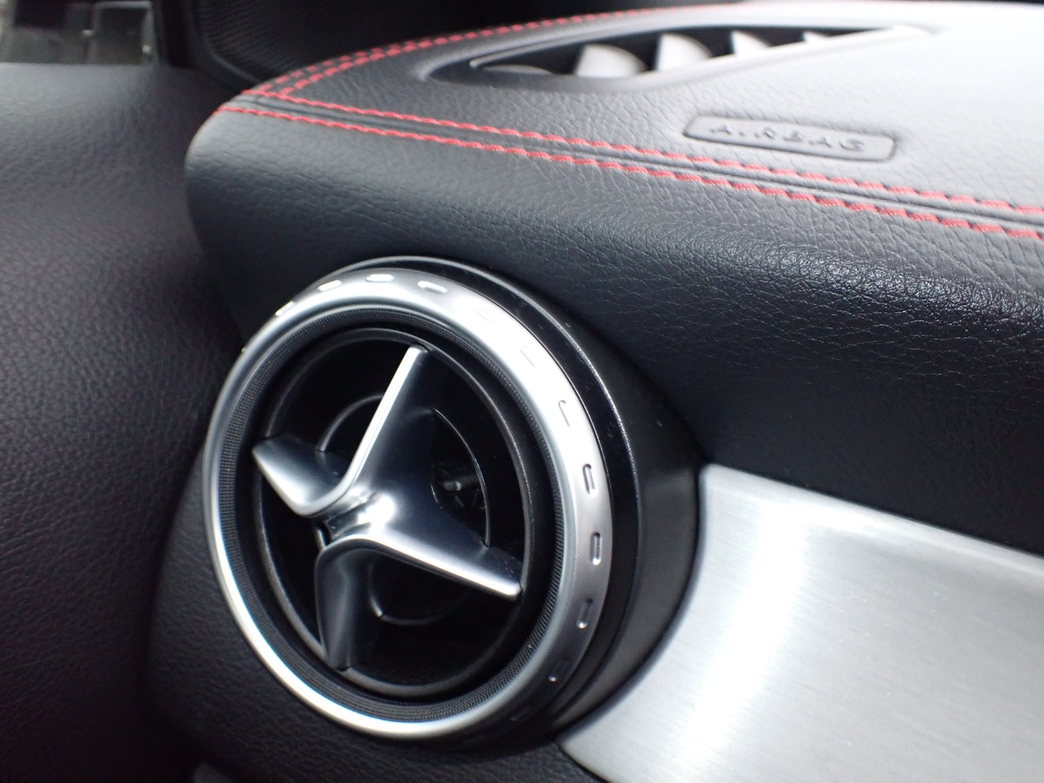 Used Mercedes-Benz GLA 2015 for sale - 77616989: Photo 26