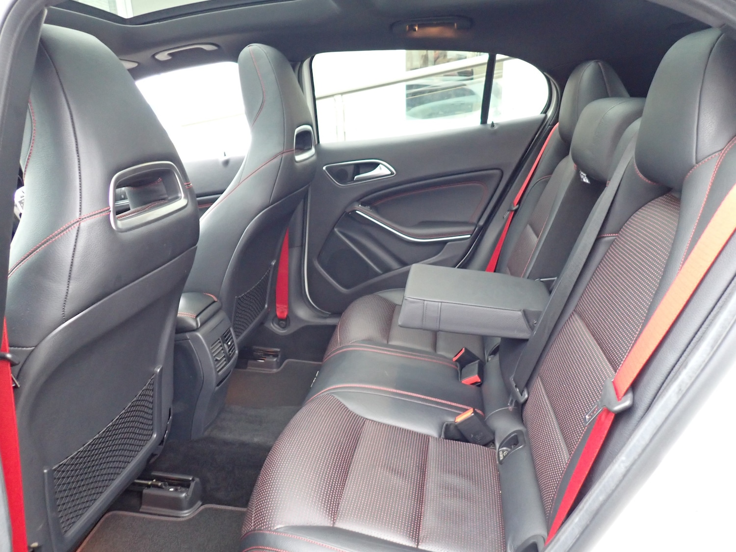 Used Mercedes-Benz GLA 2015 for sale - 77616989: Photo 4