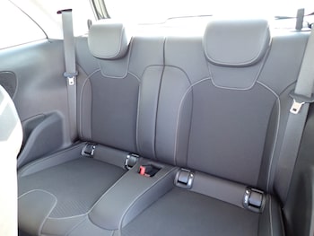 Used Vauxhall ADAM 2017 for sale - 77931771: Photo