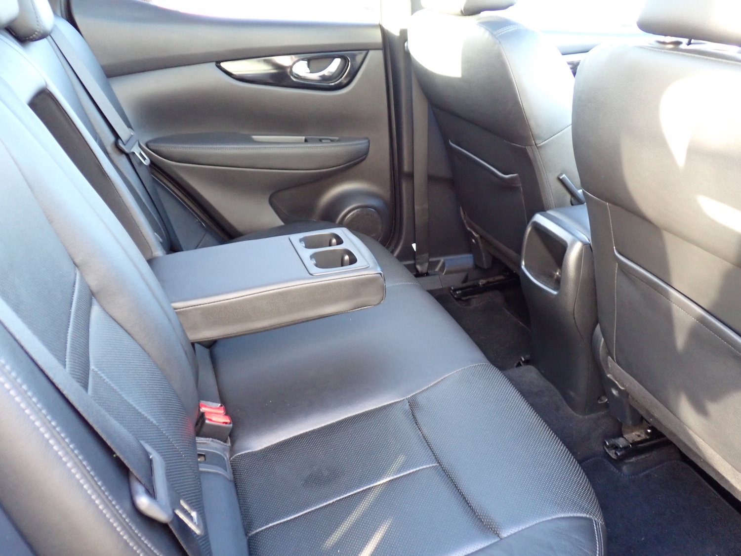 Used Nissan Qashqai 2015 for sale - 77327258: Photo 25