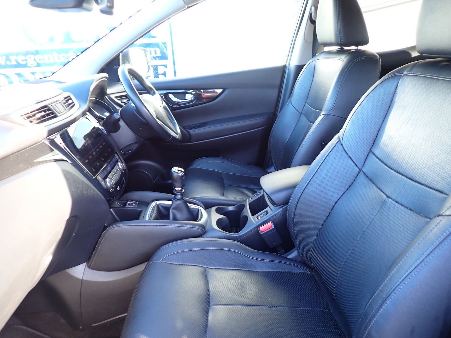 Used Nissan Qashqai 2015 for sale - 77327258: Photo 3