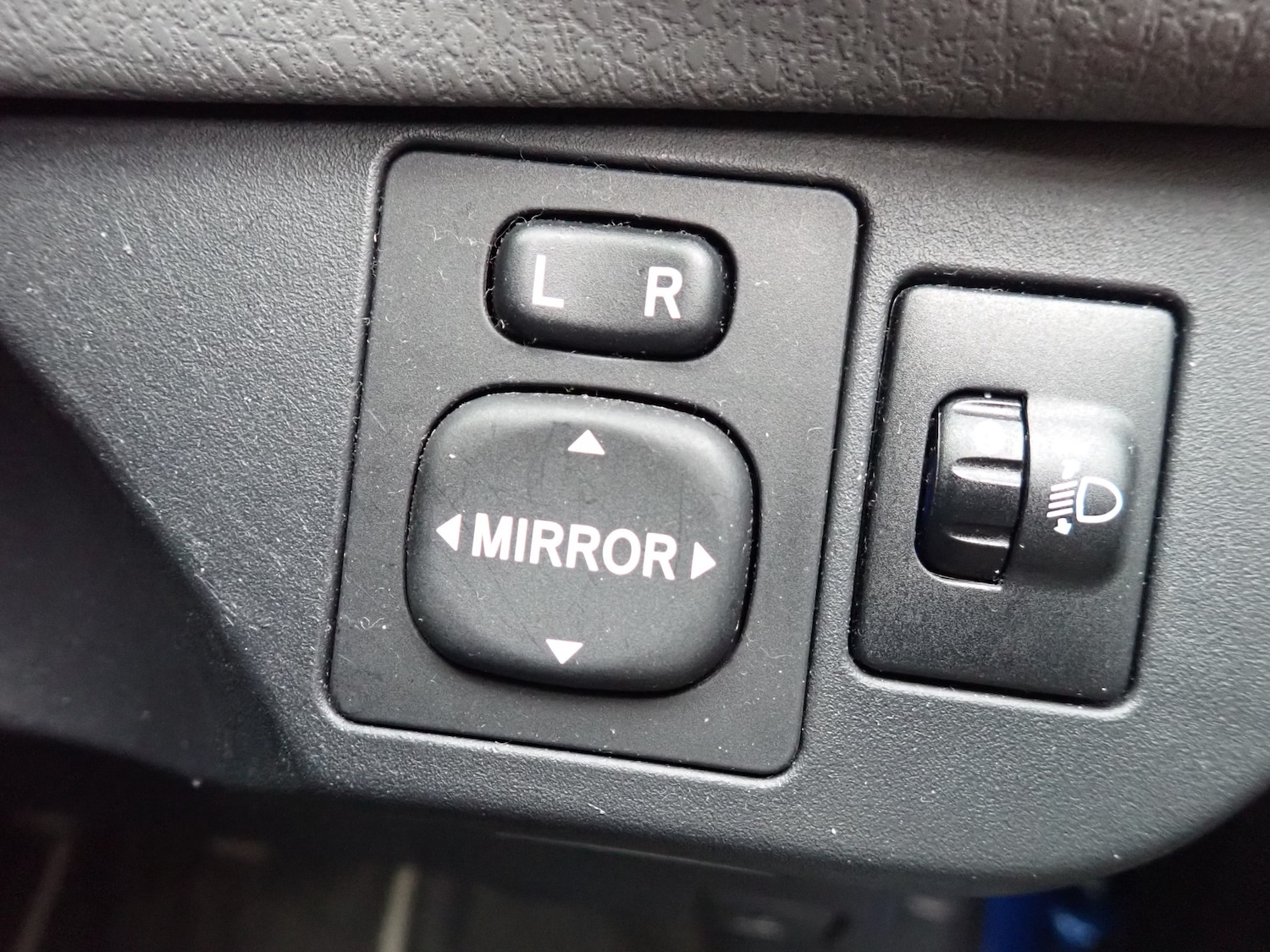 Used Toyota Yaris 2017 for sale - 76665383: Photo 20