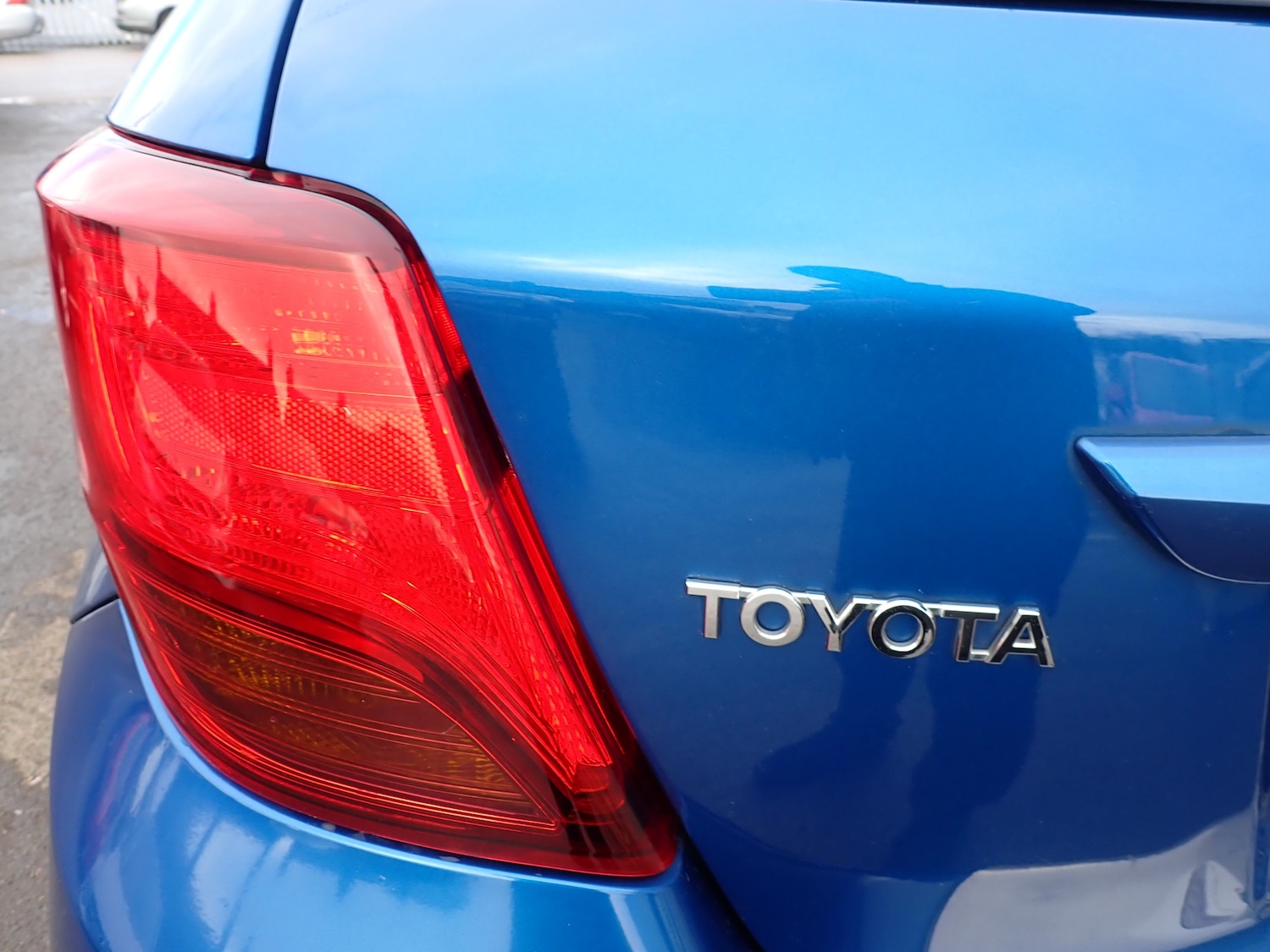 Used Toyota Yaris 2017 for sale - 76665383: Photo 28