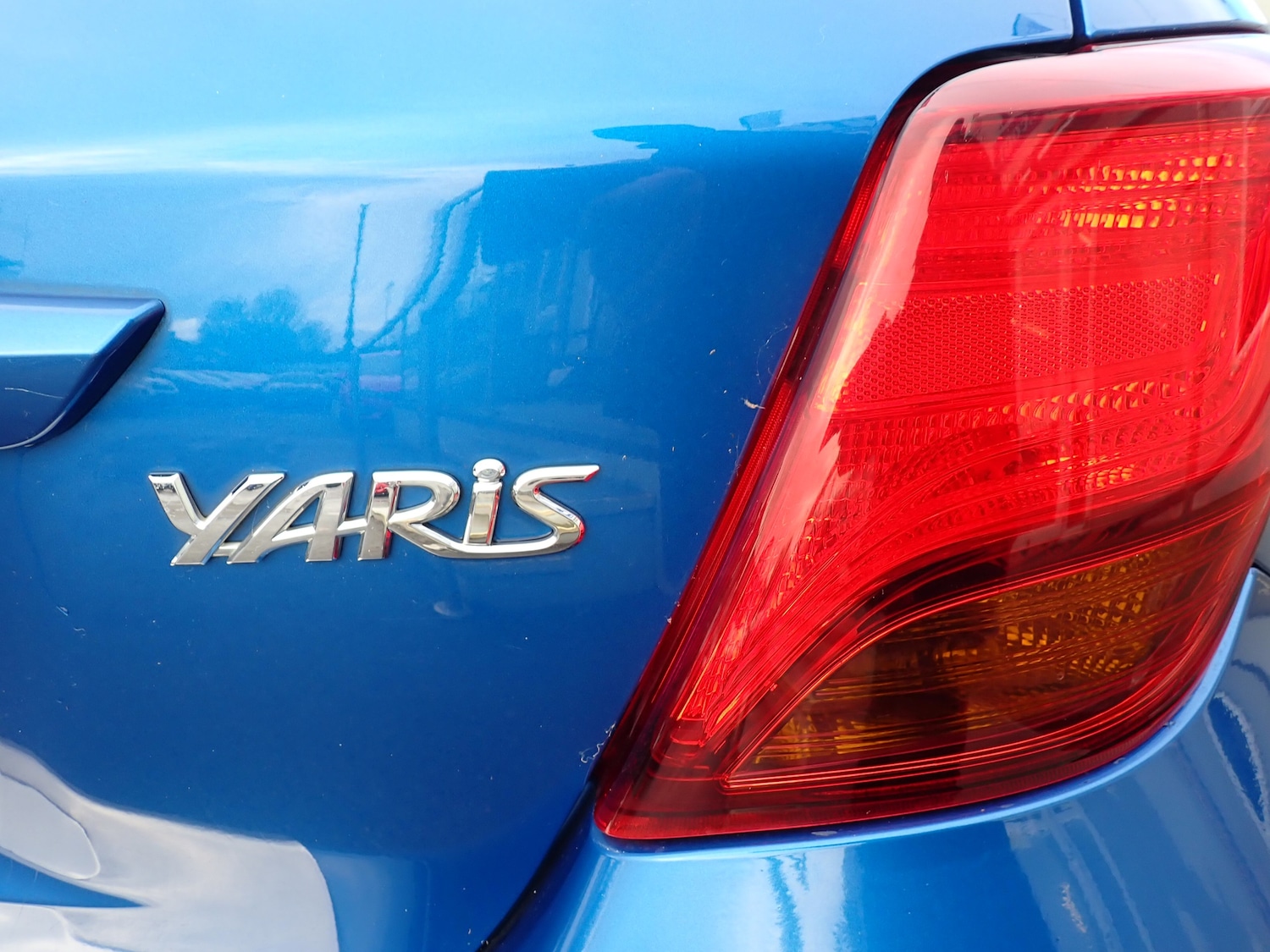 Used Toyota Yaris 2017 for sale - 76665383: Photo 30