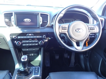 Used Kia Sportage 2016 for sale - 77665954: Photo