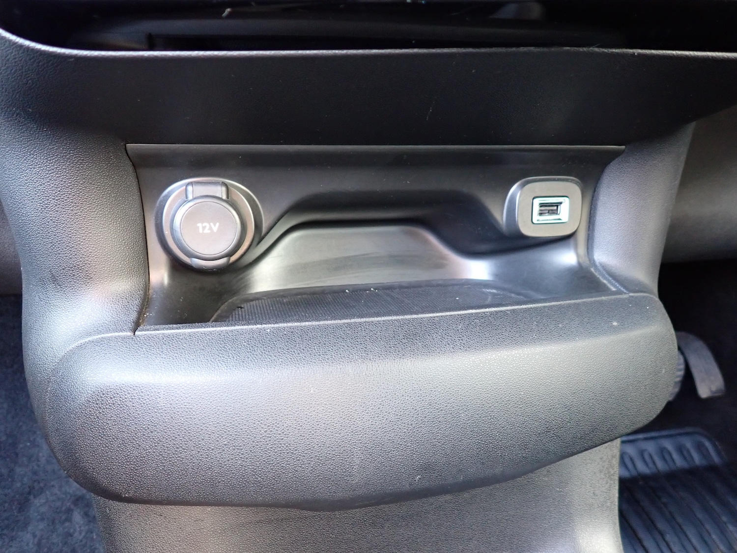 Used Citroen C4 Cactus 2016 for sale - 77582483: Photo 28