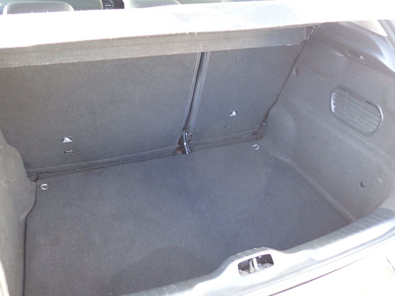 Used Citroen C4 Cactus 2016 for sale - 77582483: Photo 34