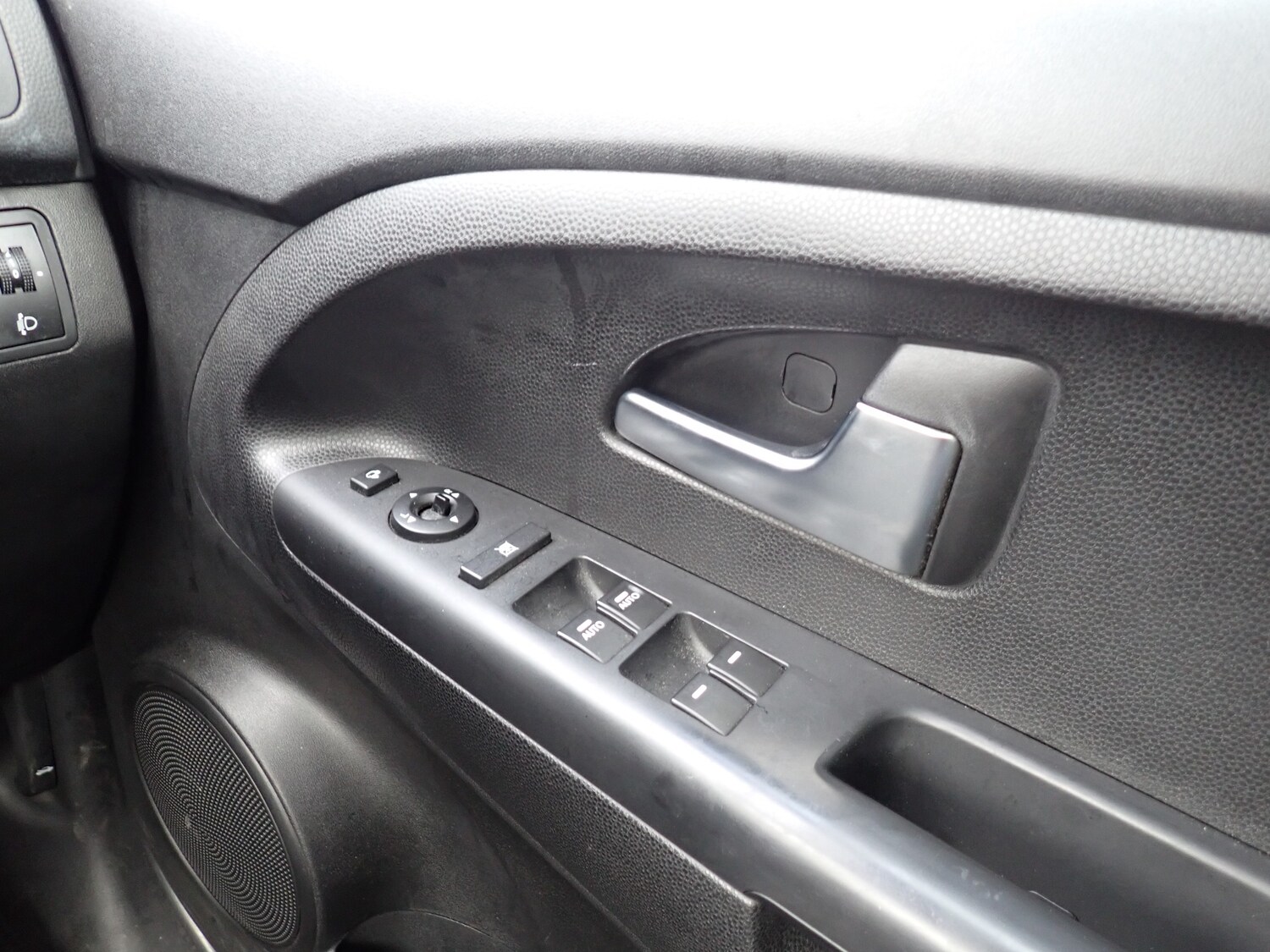 Used Kia Venga 2016 for sale - 76341042: Photo 25