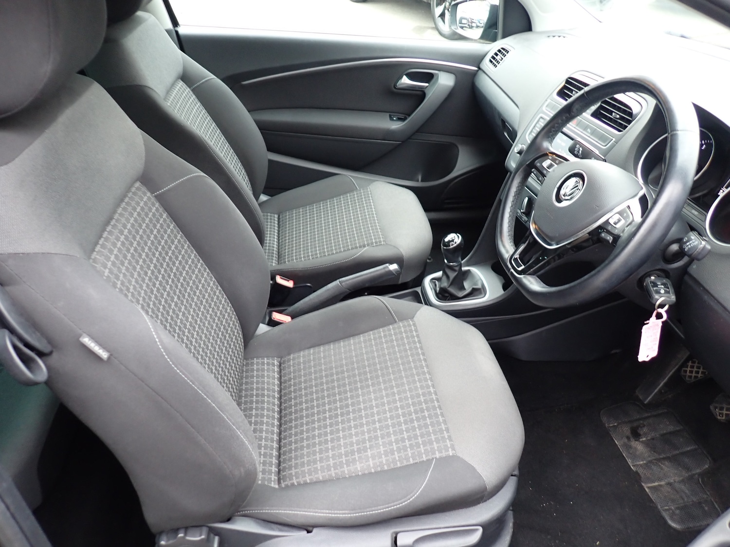 Used Volkswagen Polo 2016 for sale - 77271502: Photo 20