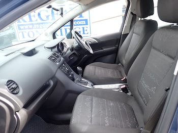 Used Vauxhall Meriva 2015 for sale - 79104796: Photo