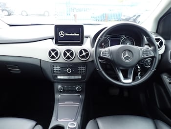 Used Mercedes-Benz B Class 2016 for sale - 76386848: Photo
