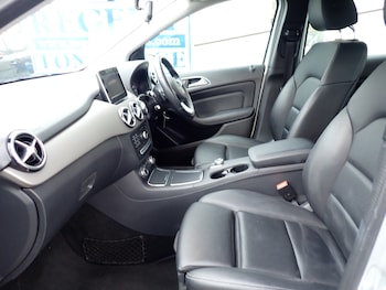 Used Mercedes-Benz B Class 2016 for sale - 76386848: Photo