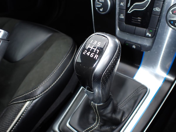 Used Volvo V40 2015 for sale - 76193854: Photo 12