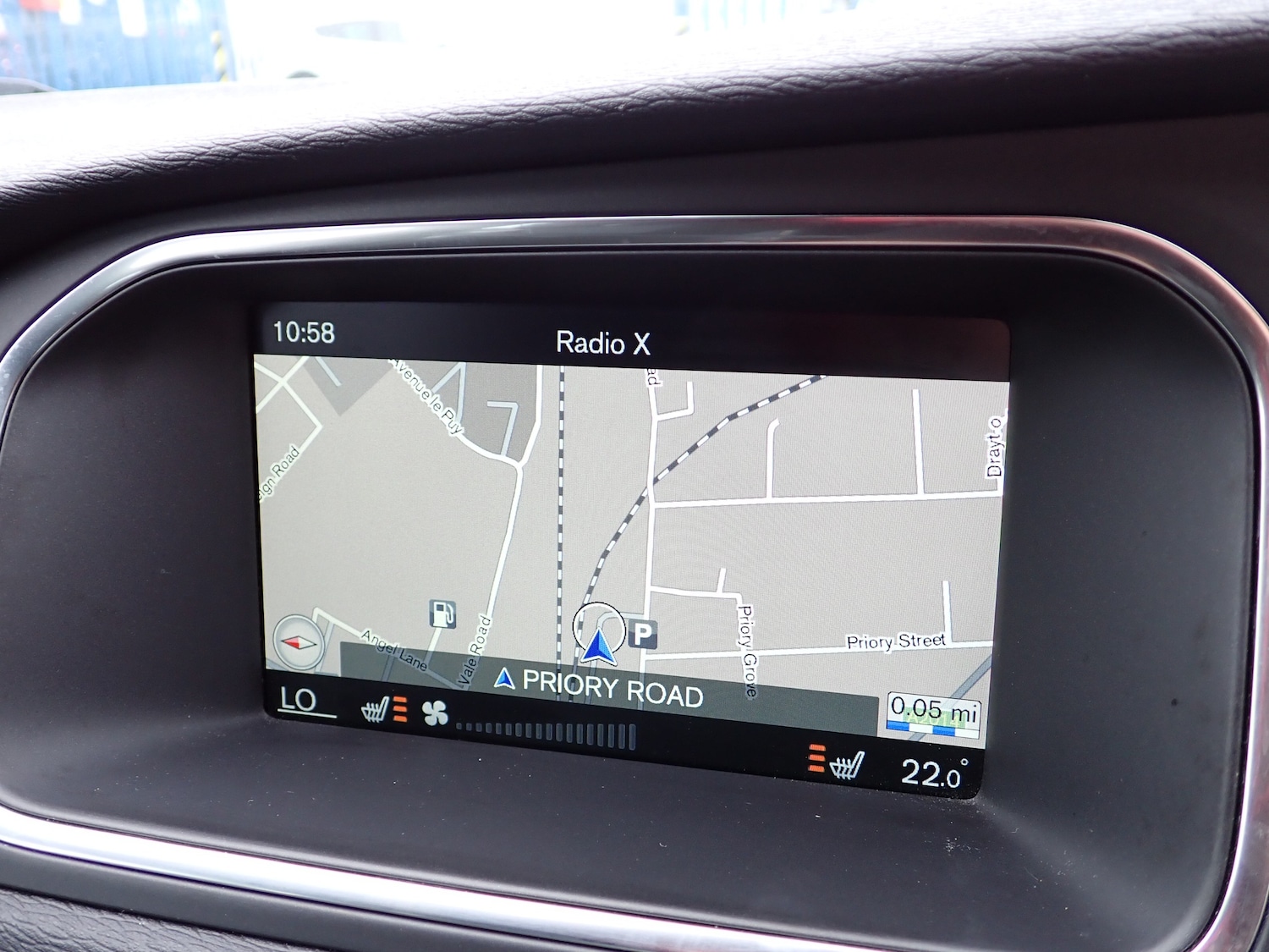 Used Volvo V40 2015 for sale - 76193854: Photo 14