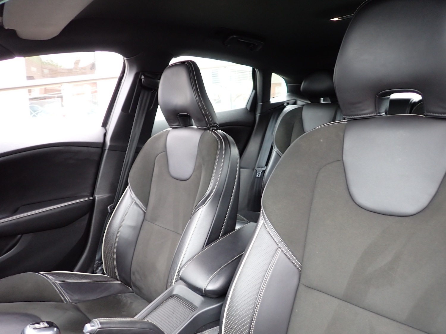 Used Volvo V40 2015 for sale - 76193854: Photo 16