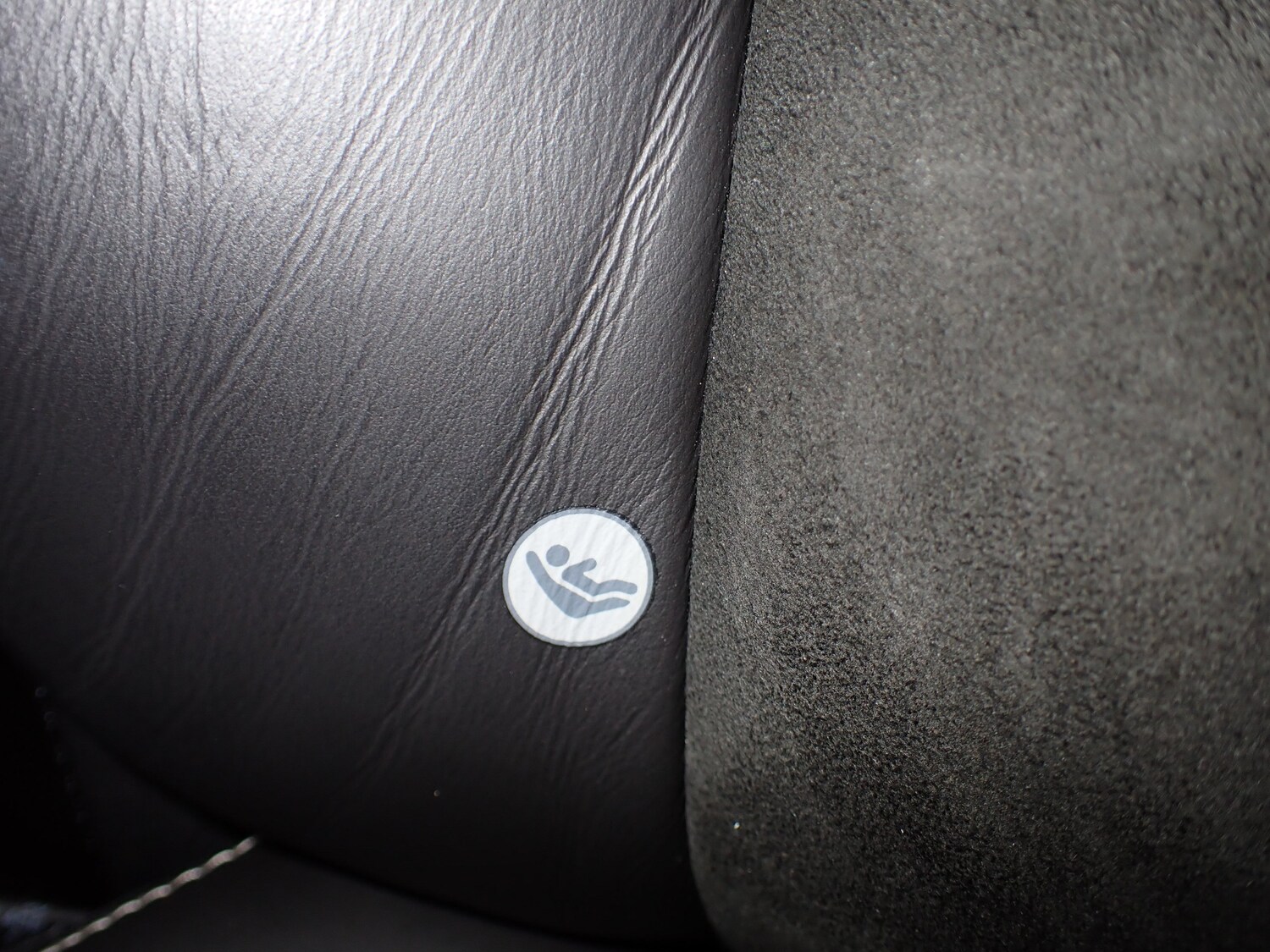 Used Volvo V40 2015 for sale - 76193854: Photo 25