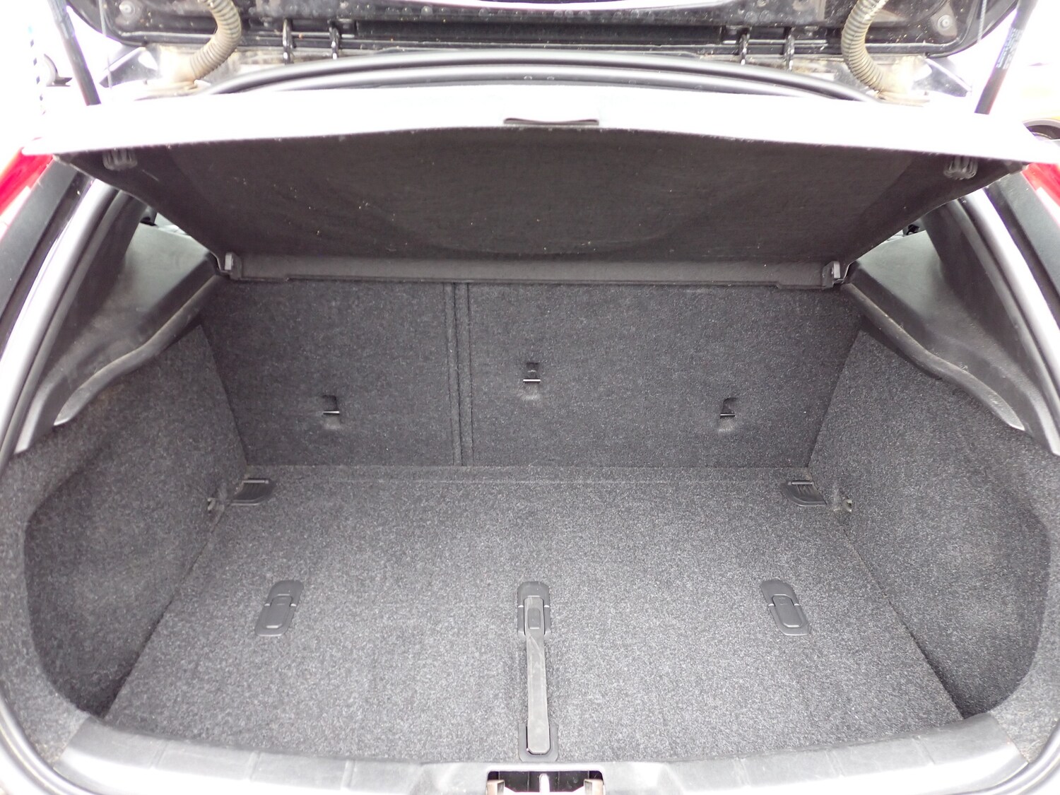 Used Volvo V40 2015 for sale - 76193854: Photo 26