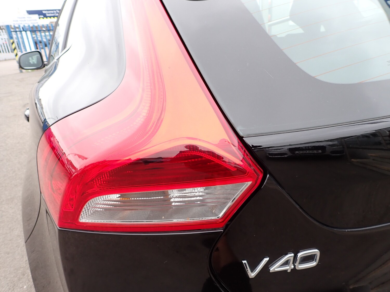 Used Volvo V40 2015 for sale - 76193854: Photo 29