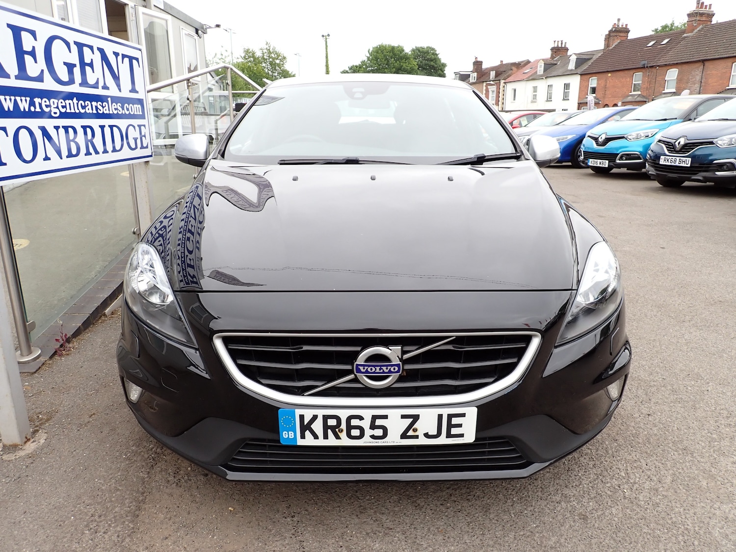 Used Volvo V40 2015 for sale - 76193854: Photo 8