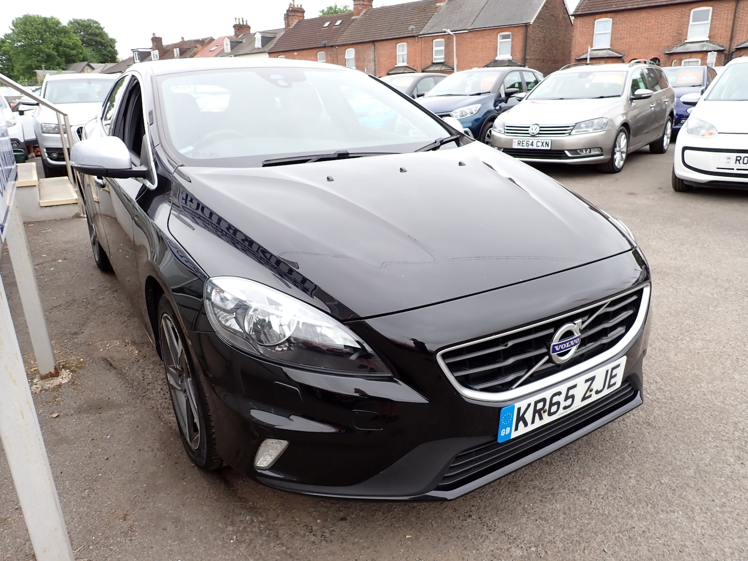 Used Volvo V40 2015 for sale - 76193854: Photo 9