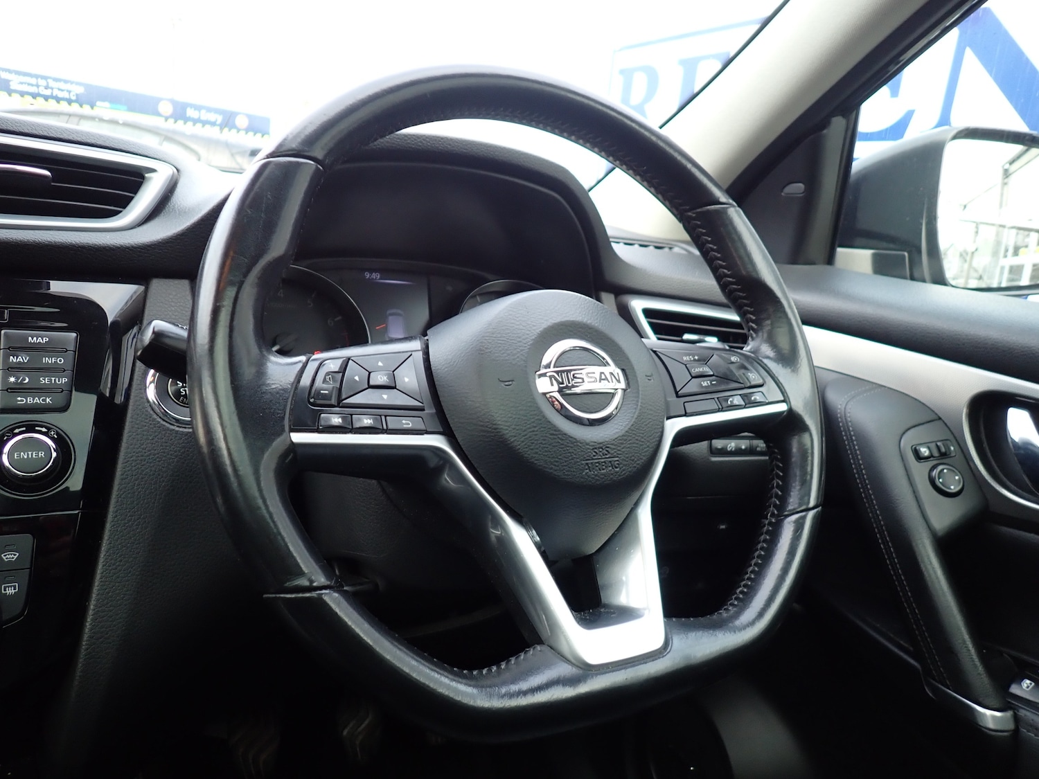 Used Nissan Qashqai 2017 for sale - 76693552: Photo 11