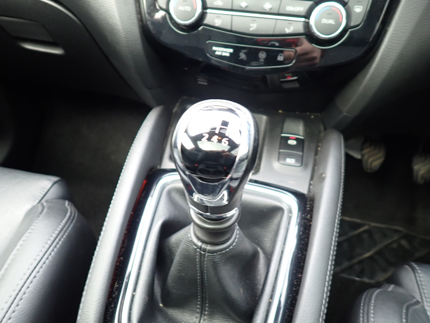 Used Nissan Qashqai 2017 for sale - 76693552: Photo 12