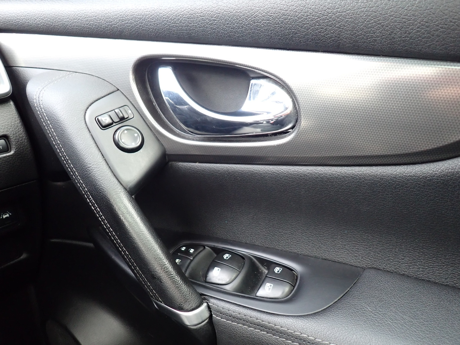 Used Nissan Qashqai 2017 for sale - 76693552: Photo 20