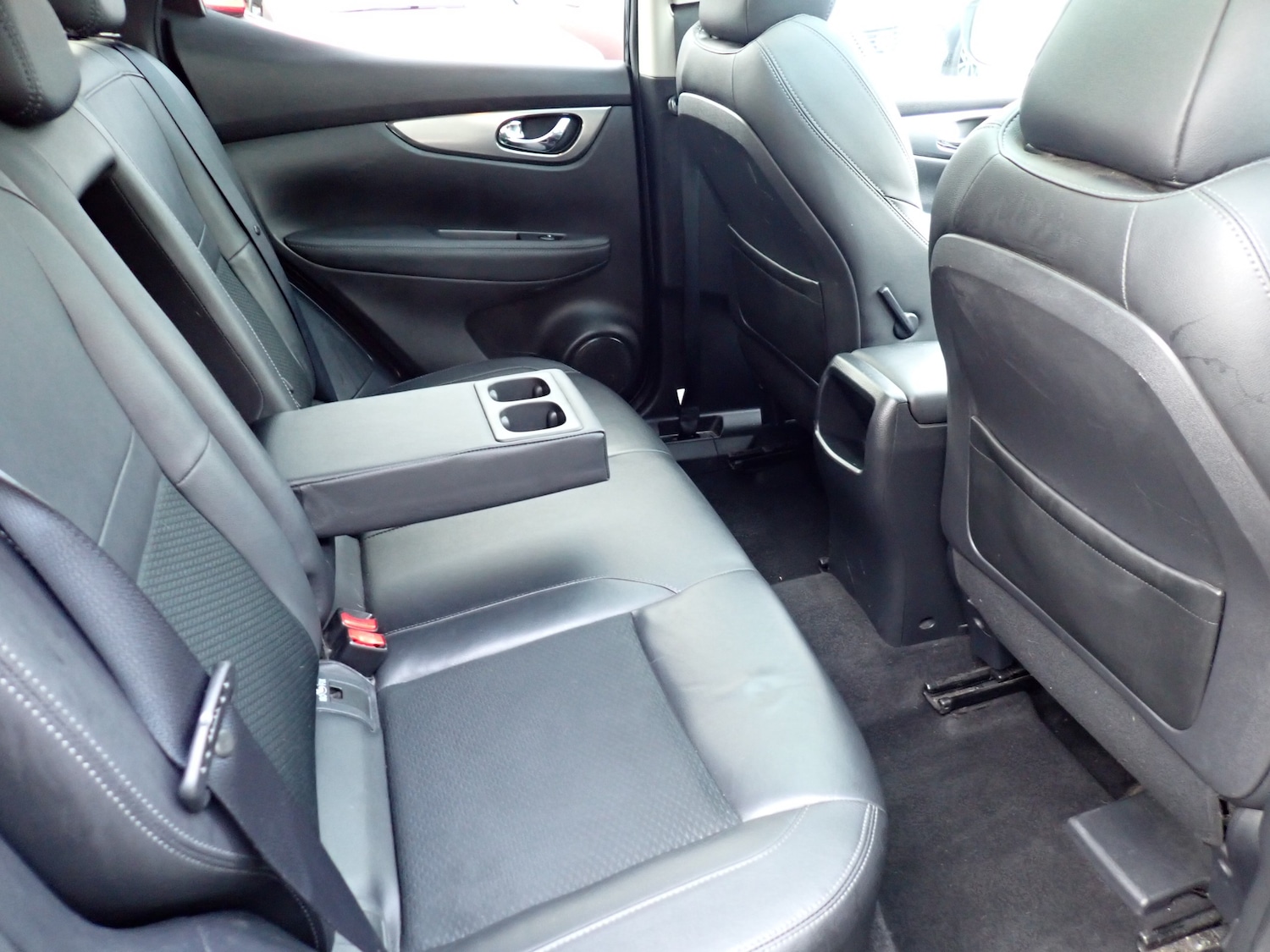 Used Nissan Qashqai 2017 for sale - 76693552: Photo 21