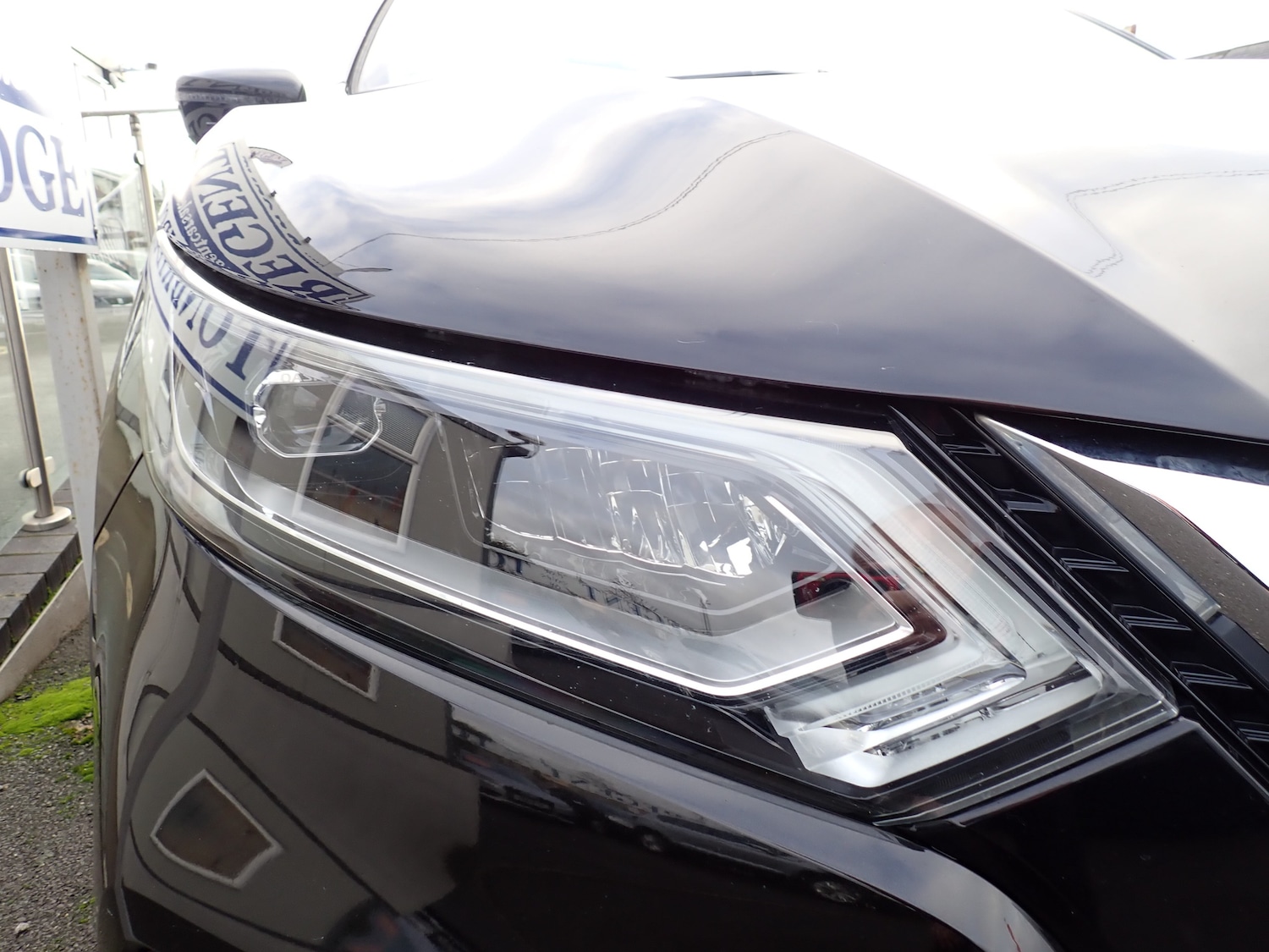 Used Nissan Qashqai 2017 for sale - 76693552: Photo 25