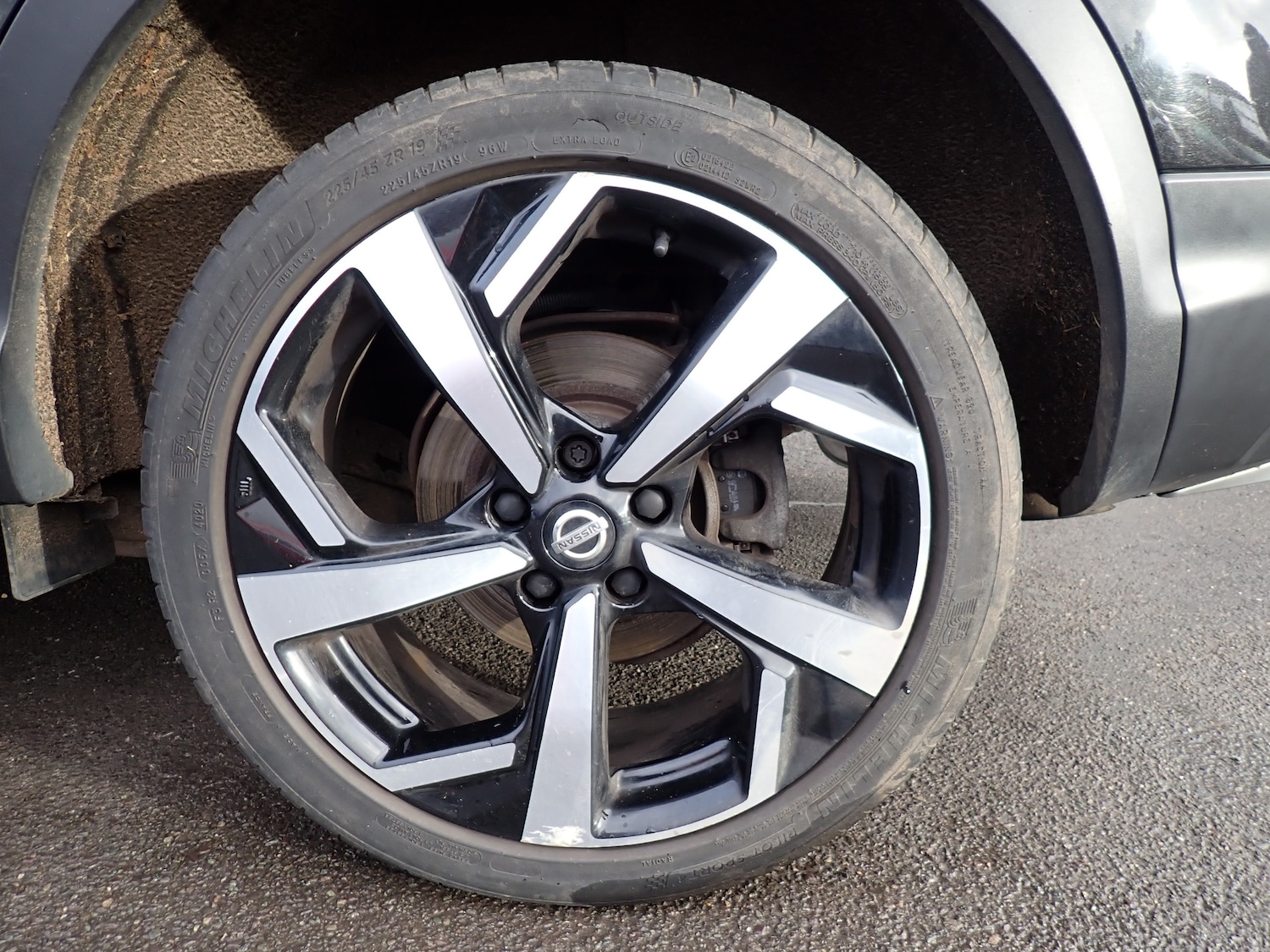 Used Nissan Qashqai 2017 for sale - 76693552: Photo 30