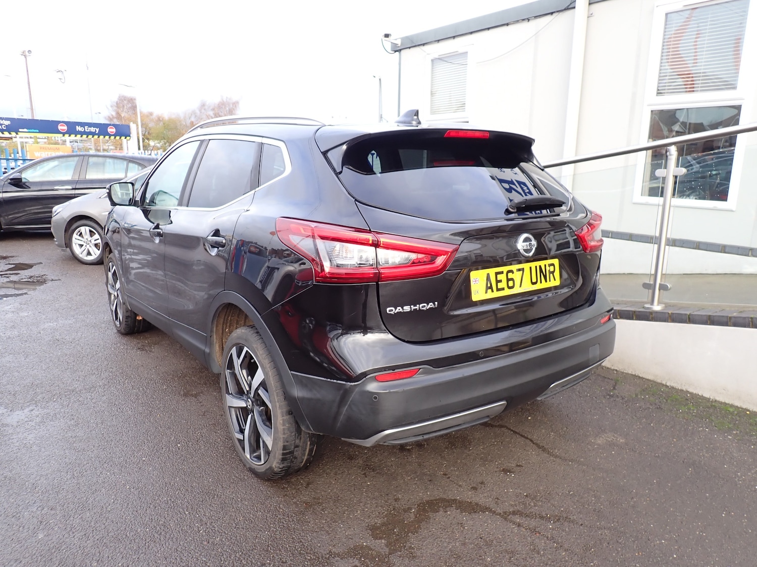 Used Nissan Qashqai 2017 for sale - 76693552: Photo 9